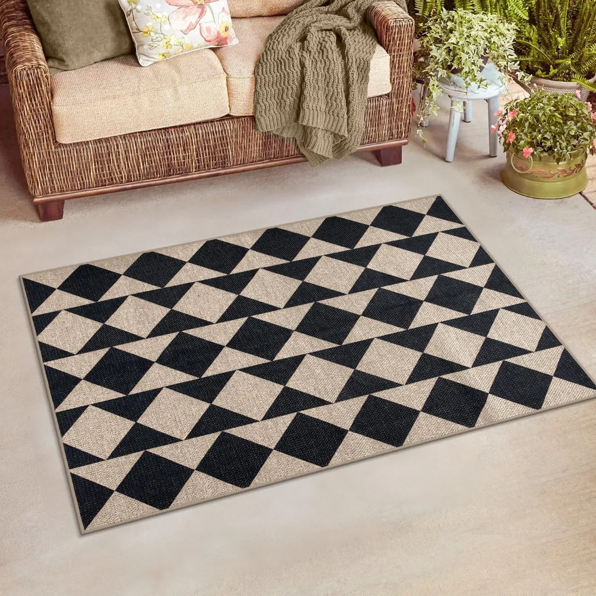 Clovis Checkered Diamond Easy Jute Area Rug