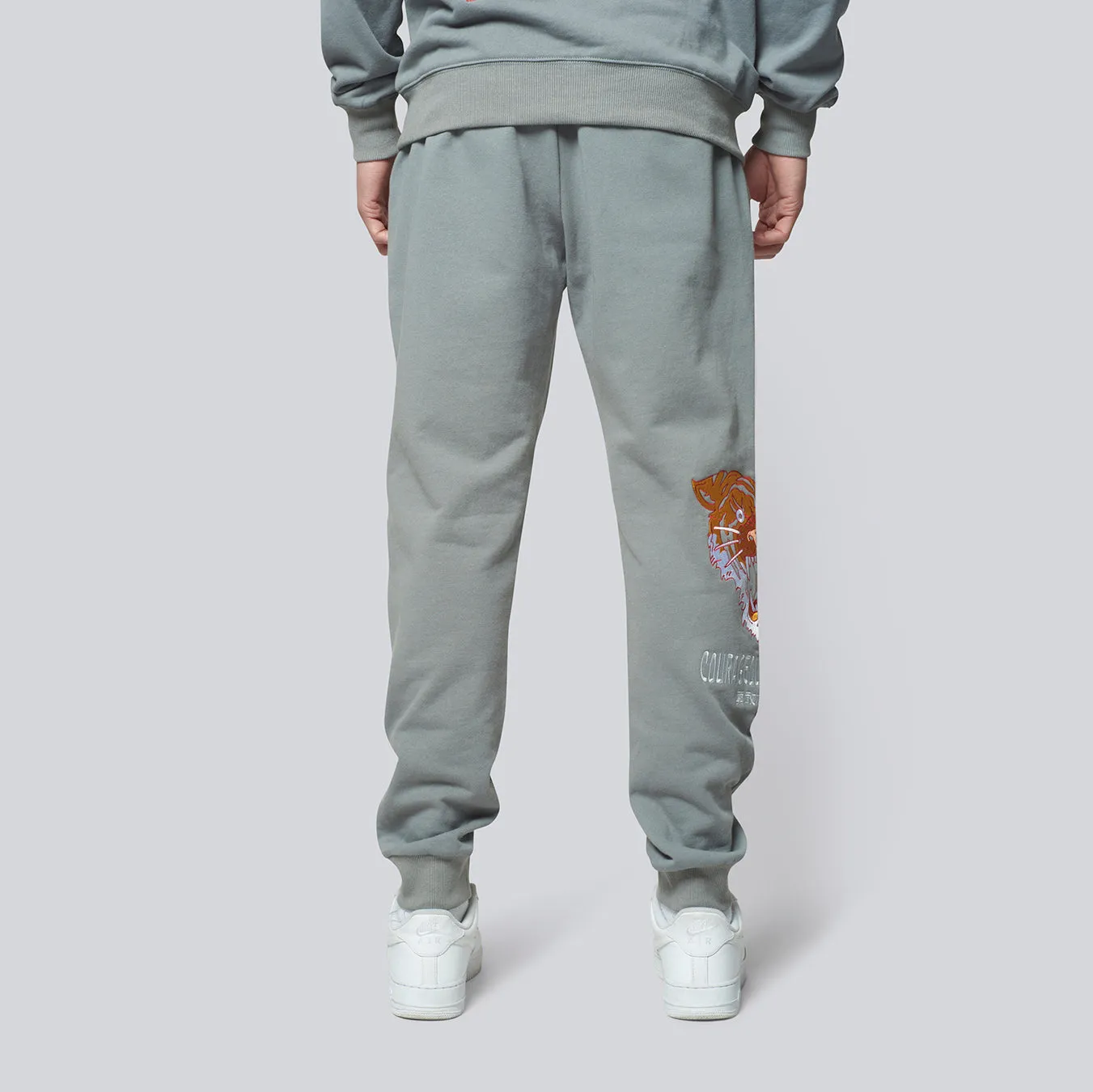 COURAGE JOGGER