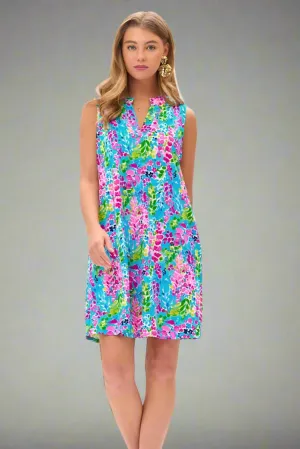 Just in Time Floral Print Sleeveless Dress in Curvy