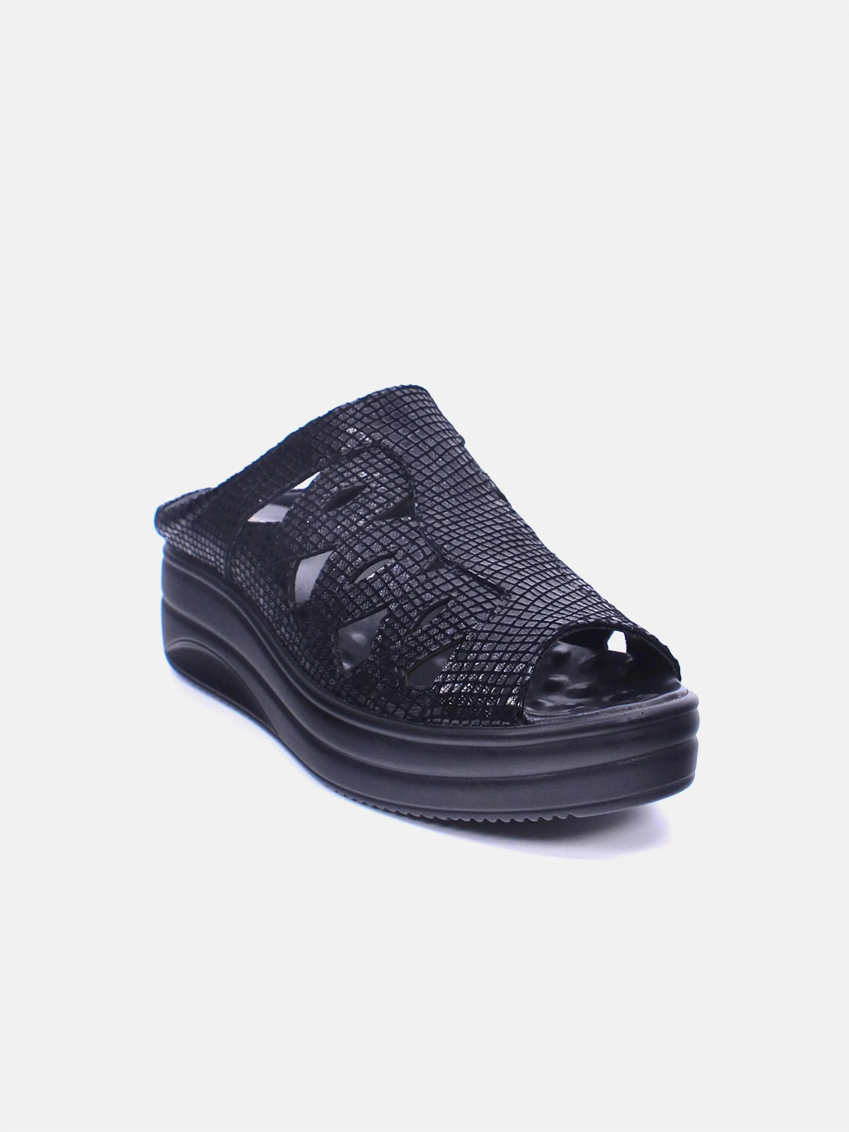 Mynaal Qareen Women's Sandals
