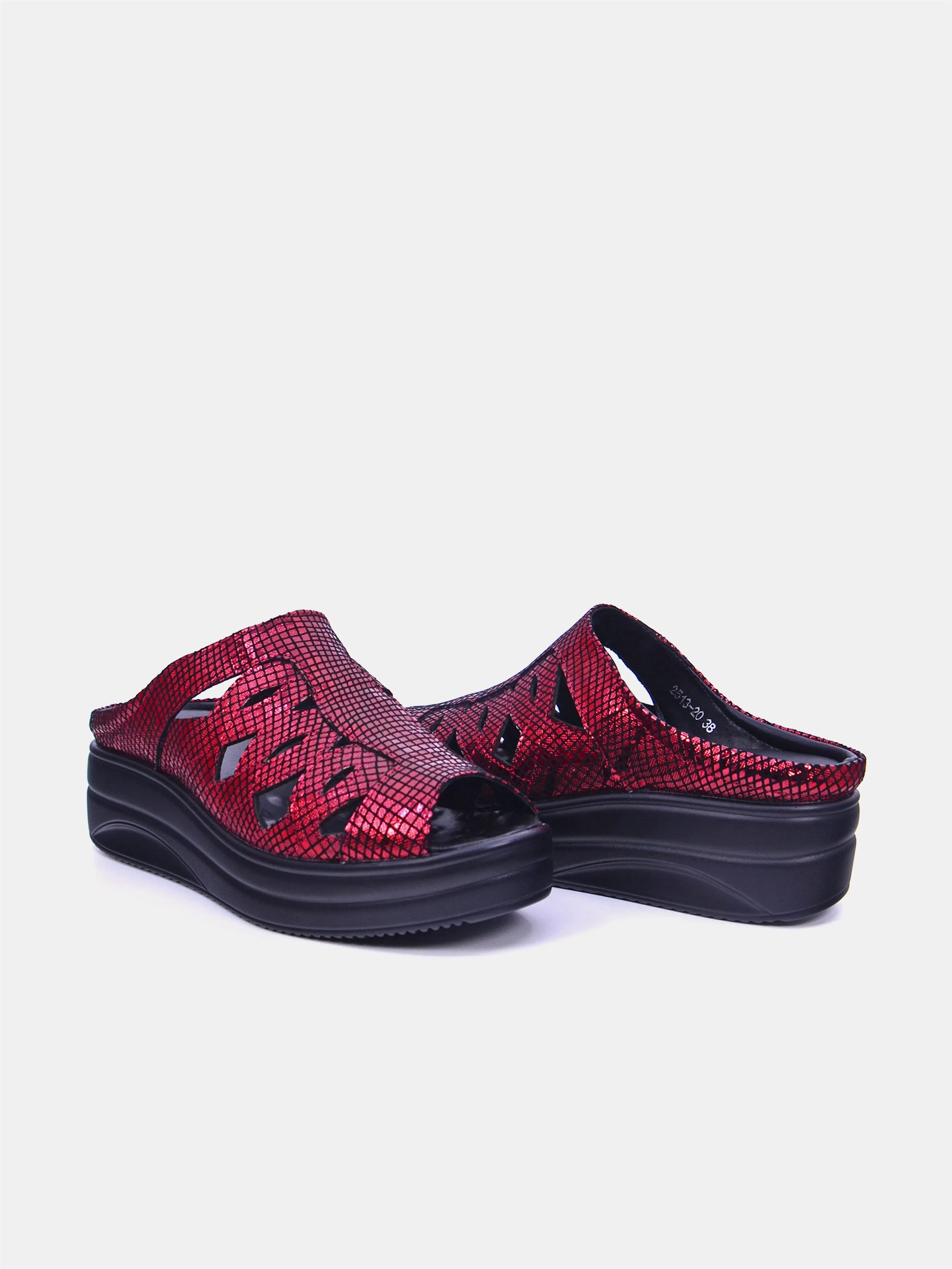 Mynaal Qareen Women's Sandals