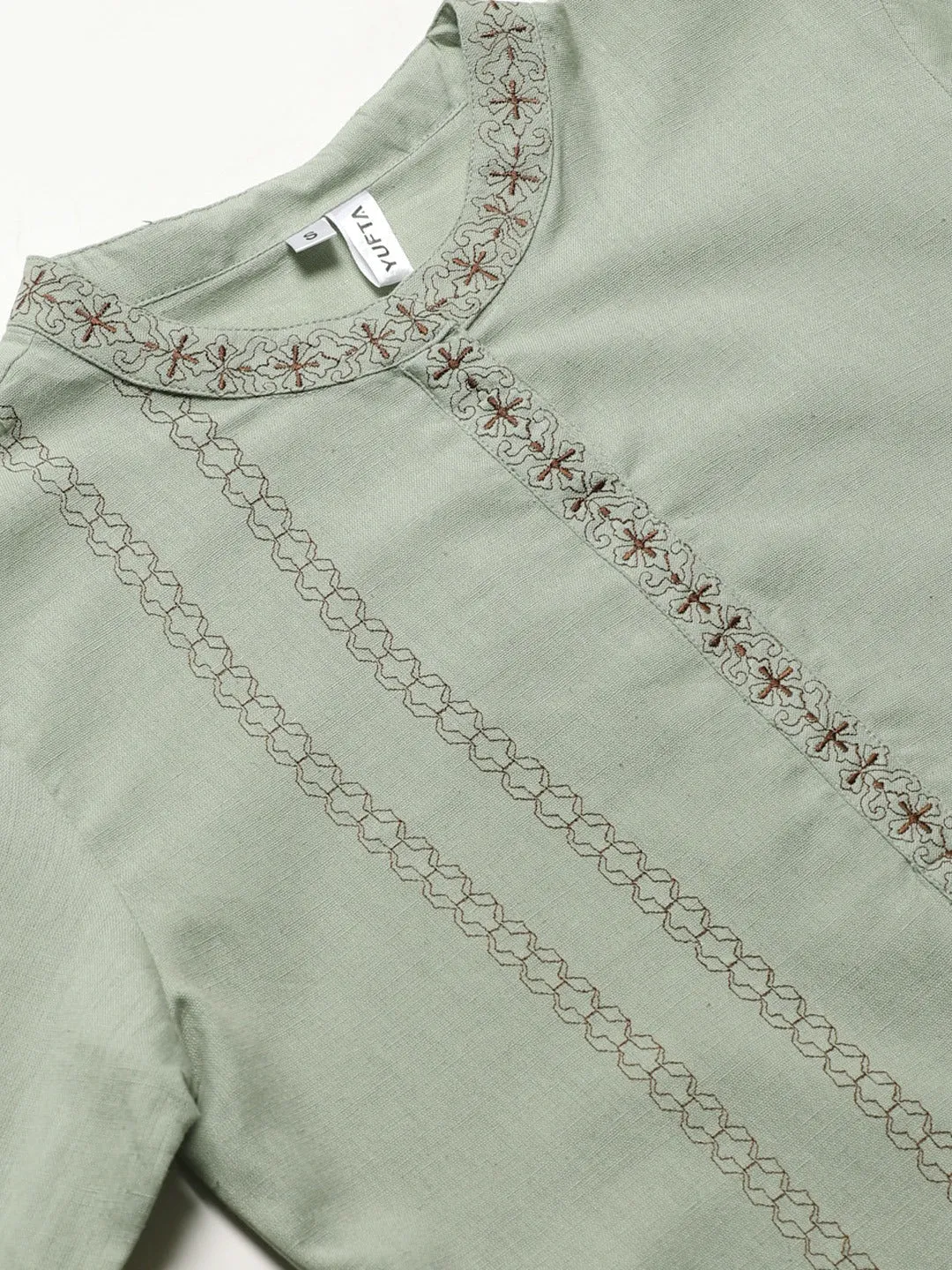 Women Dusty Green Embroidered Kurta